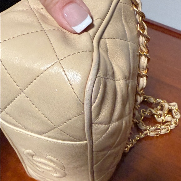 Chanel Beige Quilted Crossbody Bag with Gold Chain - Picture 11 of 15